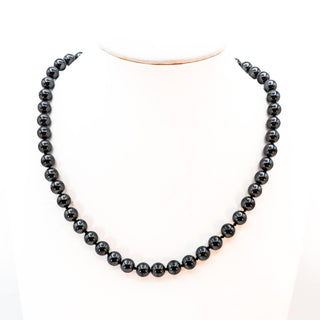 Vintage 18-Inch Kissaka Simulated Black Glass Pearl Necklace