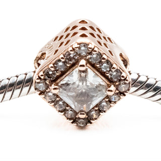 PANDORA Rose™ Retired Geometric Radiance Charm