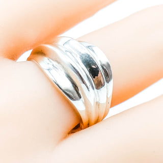Sterling Silver Ribbed Dome Statement Ring Size 8