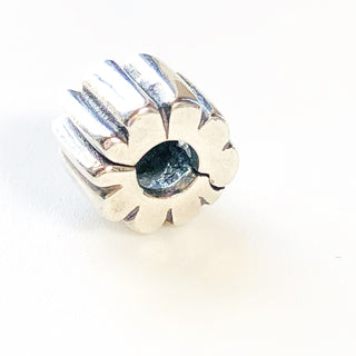PANDORA Ribbed Sterling Silver Clip Charm