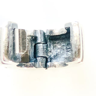 PANDORA Ribbed Sterling Silver Clip Charm