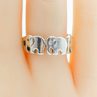Sterling Silver Elephants Ring Size 7.25