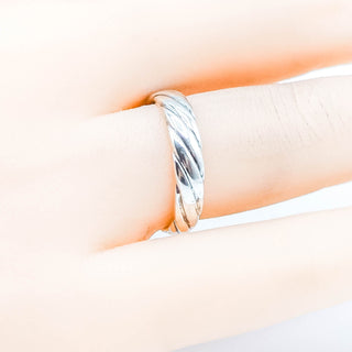 Sterling Silver Twist Ring Size 7