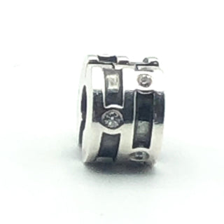 PANDORA Sparkling Sterling Silver Clip Charm