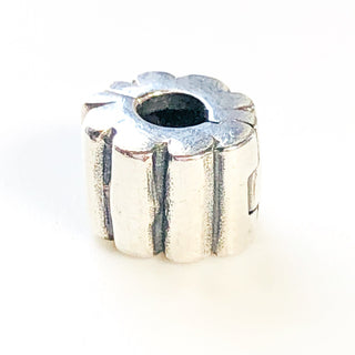 PANDORA Ribbed Sterling Silver Clip Charm