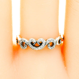 PANDORA Size 8.5 (58) Heart Swirls Sterling Silver Ring With Clear Zirconia