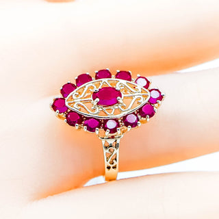 Vintage 14K Yellow Gold Natural Ruby July Birthday Romantic Statement Ring Size 8