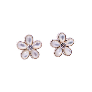 18K White Gold Diamond Moonstone Flower Stud Earrings 14mm Estate Fine Jewelry
