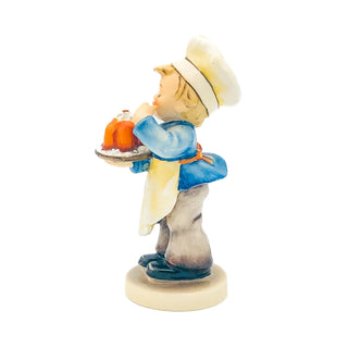 Goebel Hummel The Baker # 128 TMK-5