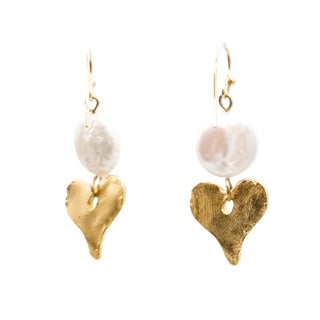 Freshwater Pearl Dangle Earrings With Gold Plated Hammered Hearts