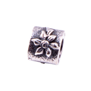 Pandora Retired Poinsettia Sterling Silver Charm Christmas Bead