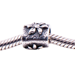 Pandora Retired Poinsettia Sterling Silver Charm Christmas Bead