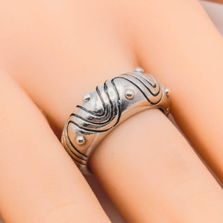 Vintage Solid Sterling Silver Swirl Design Ring Size 7.75