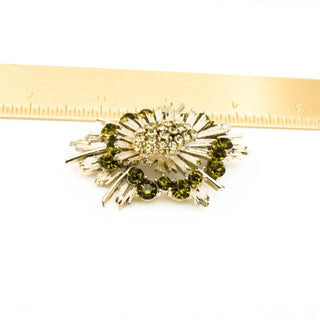 Vintage LISNER Silver Tone Sunburst Brooch Pin With Peridot Green Rhinestones