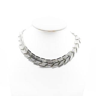 Vintage CORO Chevron Silver Tone Necklace Size 15-17 Inches