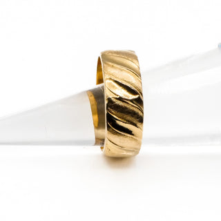 Vintage CELEBRITY 10K Yellow Gold Filled Textured Wedding Band Ring Size 9