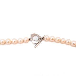 Vintage 18-Inch Cultured White 7mm Pearl Necklace Heart Toggle Clasp