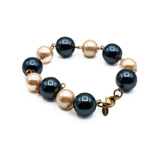 Vintage Monet Black & White Simulated Pearl Bracelet 7 Inches