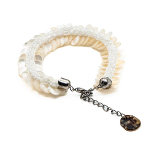 Vintage Mother of Pearl Fish Scale Bracelet 7.5 Inch Adjustable Length
