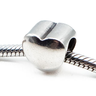 RHONA SUTTON Sterling Silver Heart Charm