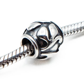 PANDORA Retired Sterling Silver Friendly Florets Charm Bead