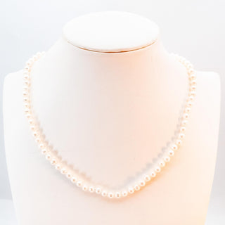 Vintage 18-Inch Cultured 5.5mm White Pearl Necklace With Sterling Silver Clasp