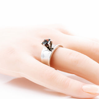 Vintage Sterling Silver 1.20ct Garnet Wide Band Statement Solitaire Ring Size 8.75