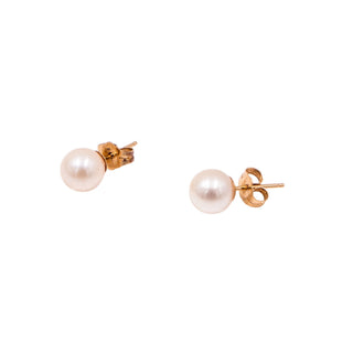 14K Yellow Gold 5.7mm Akoya Pearl Stud Earrings