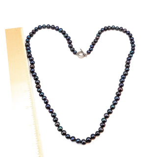 Vintage 27.5-Inch Cultured 7-8mm Black Pearl Necklace With Heart Toggle Clasp