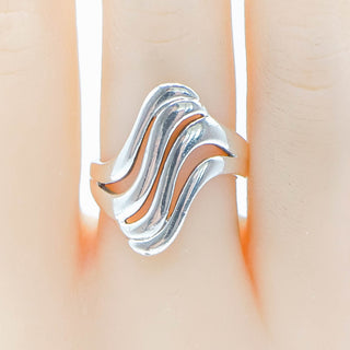 Sterling Silver Wavy Ring Size 7.5