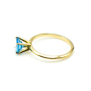 14K Yellow Gold Swiss Blue Topaz Solitaire Engagement Ring Size 5.75