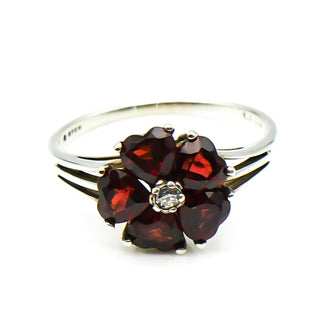 Vintage Sterling Silver Floral Ring With Heart Shaped Garnets Size 8