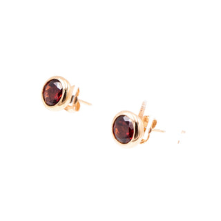 14K Yellow Gold 2.5 Carat Garnet 0.3 Inch Bezel Stud Earrings