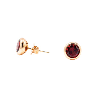 14K Yellow Gold 2.5 Carat Garnet 0.3 Inch Bezel Stud Earrings