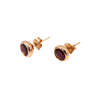 14K Yellow Gold 2.5 Carat Garnet 0.3 Inch Bezel Stud Earrings
