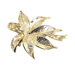 Vintage Gerry's Designer Elegant Gold Tone Leaf Brooch