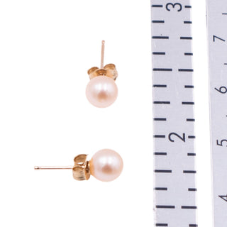 10K Yellow Gold 5.5mm White Freshwater Pearl Stud Earrings