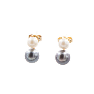 14K Yellow Gold Gray 7mm and White 5mm High Luster Freshwater Pearl Stud Earrings