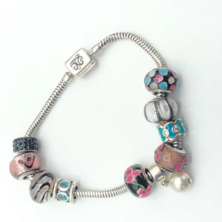 NEW YORK Sterling Silver Charm Bracelet With Sterling Silver Charms