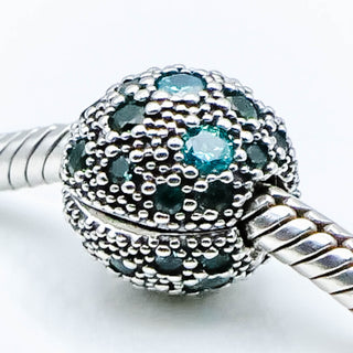 PANDORA Cosmic Stars Sterling Silver Clip With Green And Teal Zirconia