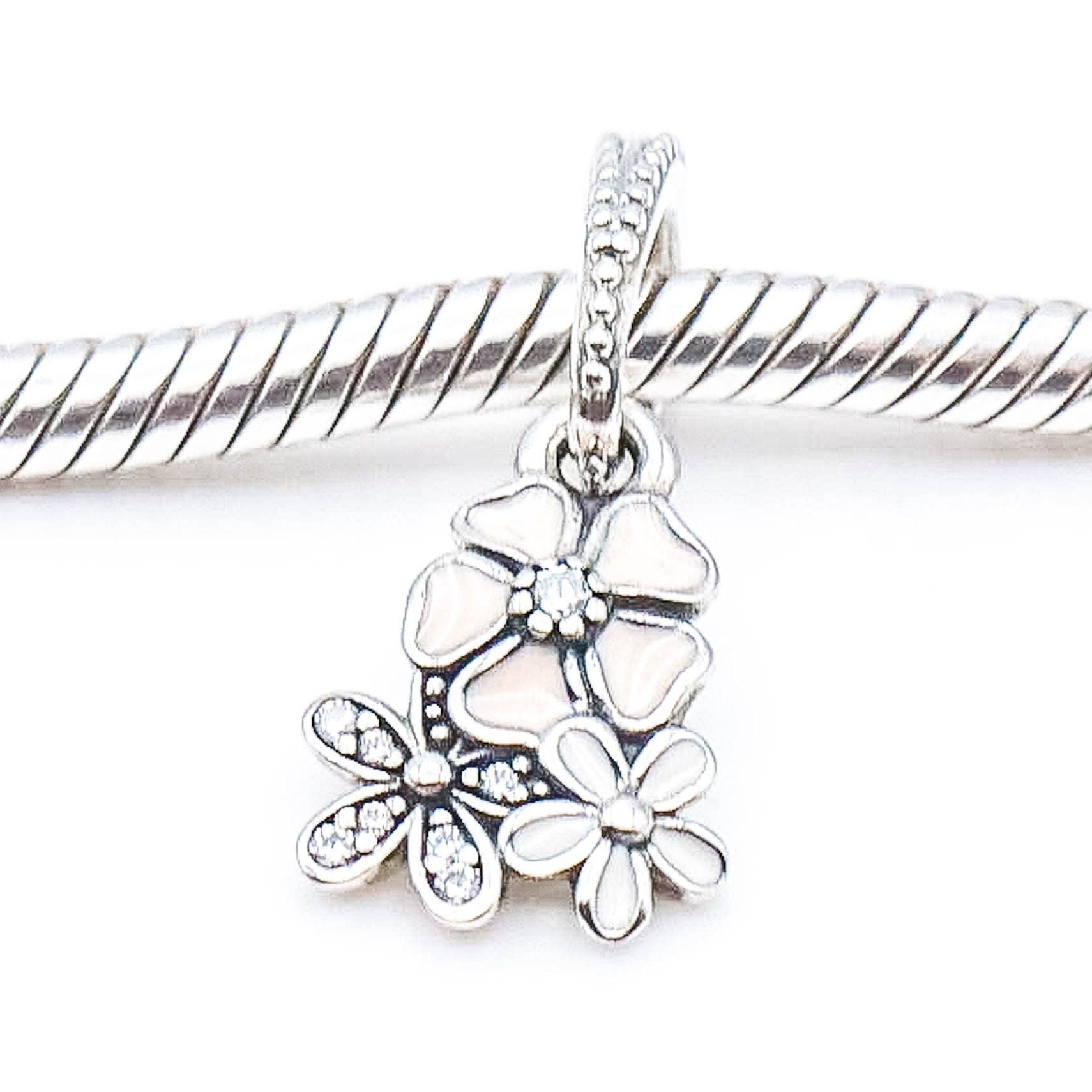 Two-tone Key & Flower Necklace | PANDORA
